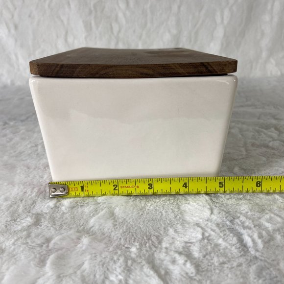 Rae Dunn Ceramic Divided Tea Bag Holder/Organizer with Wood Lid Rare find - Picture 10 of 10